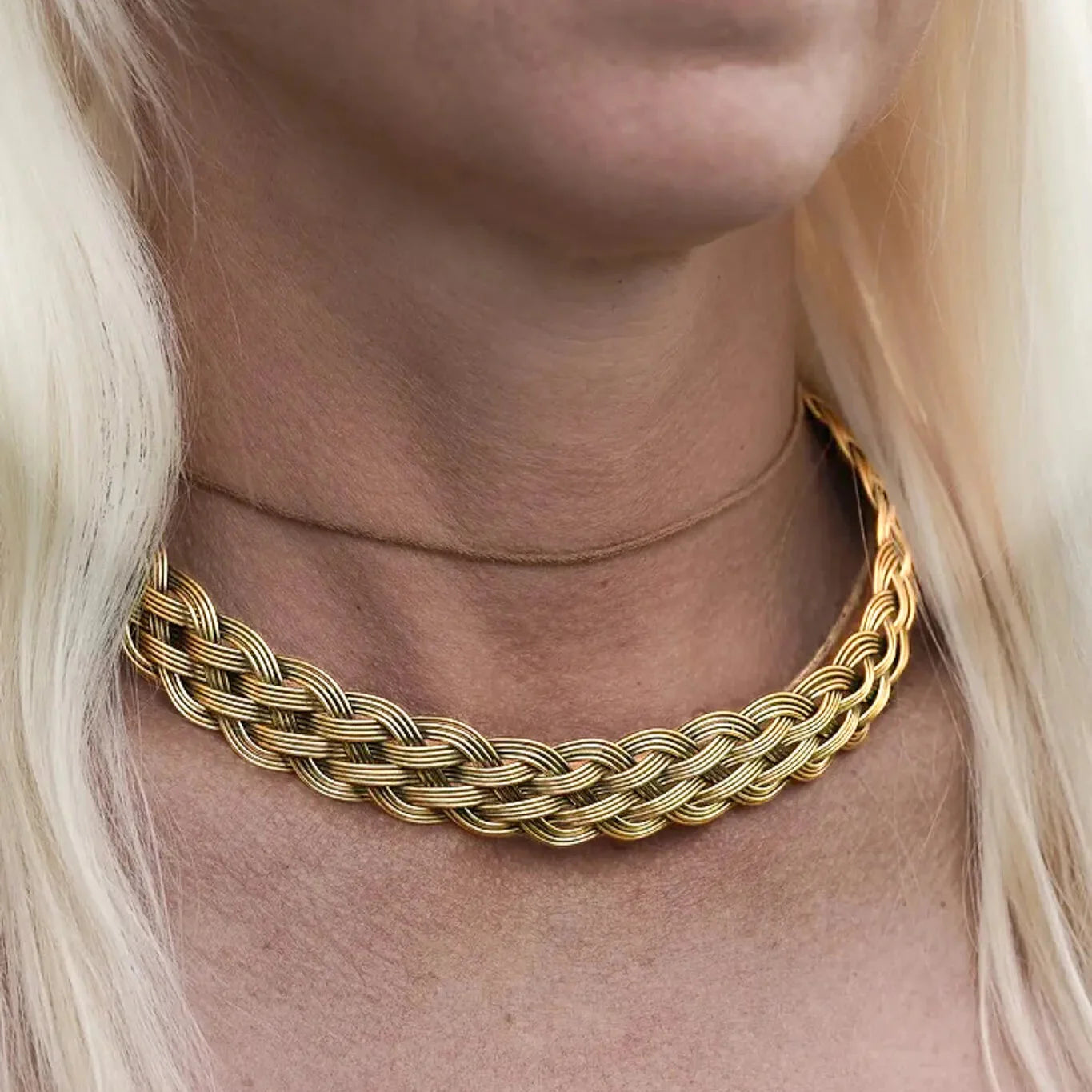 Val flätat halsband