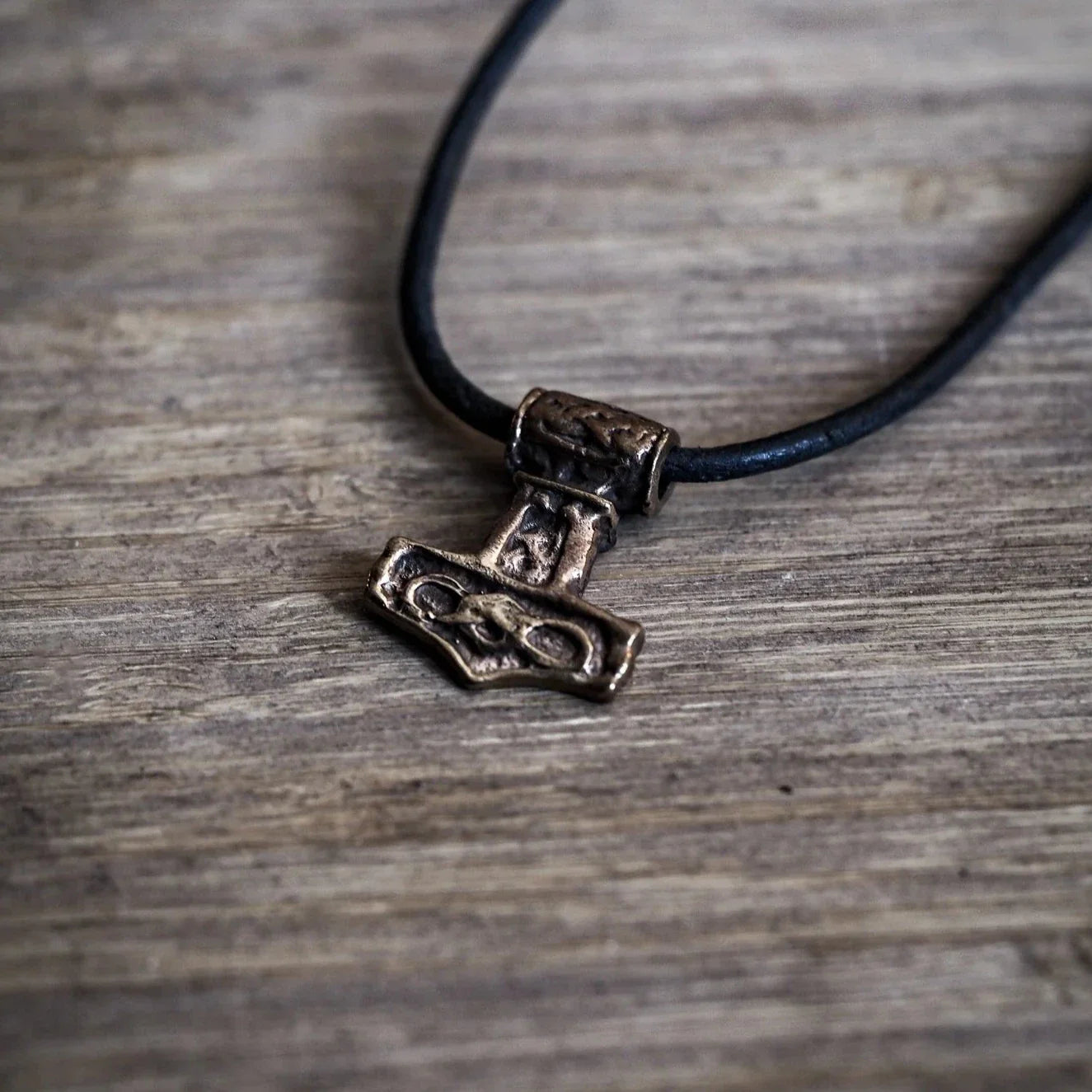 Torshammare Valhalla, brons