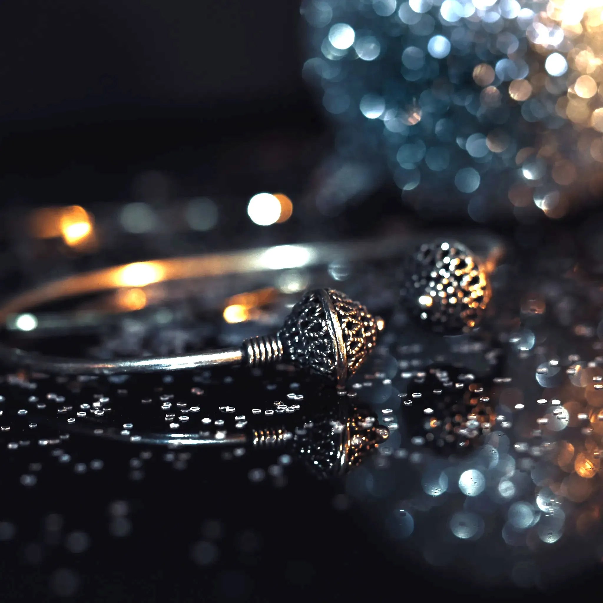 Armband med två pärlor